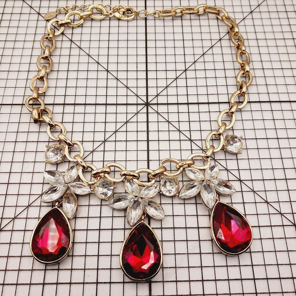 Necklace Statement Bib Red Crystal Rhinestone Gold Tone Floral Teardrop 2000's